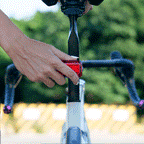 Animated demonstration showing the quick and easy installation of the Lezyne Radar Pro 300 onto a seatpost mount using the quarter-turn system.